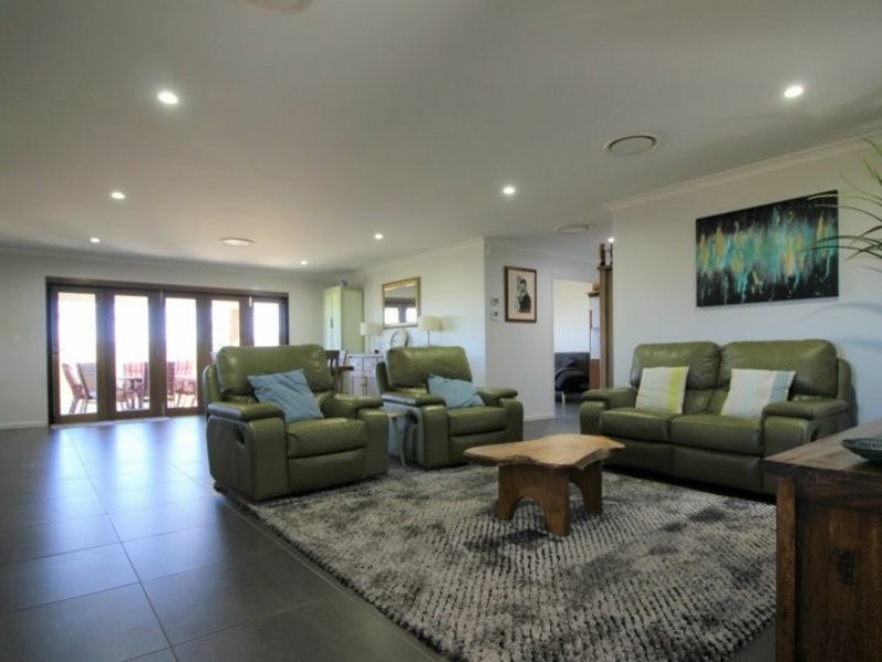 479 Sandy Camp Road, Mount Perry QLD 4671