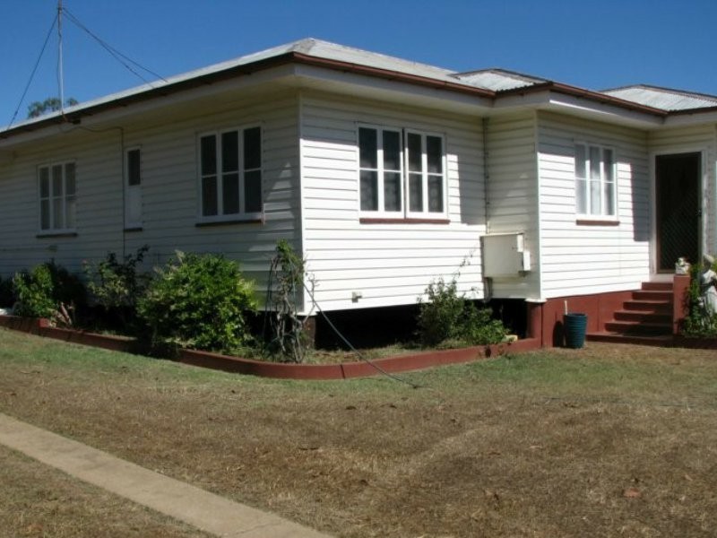 14 Porter St, Gayndah QLD 4625