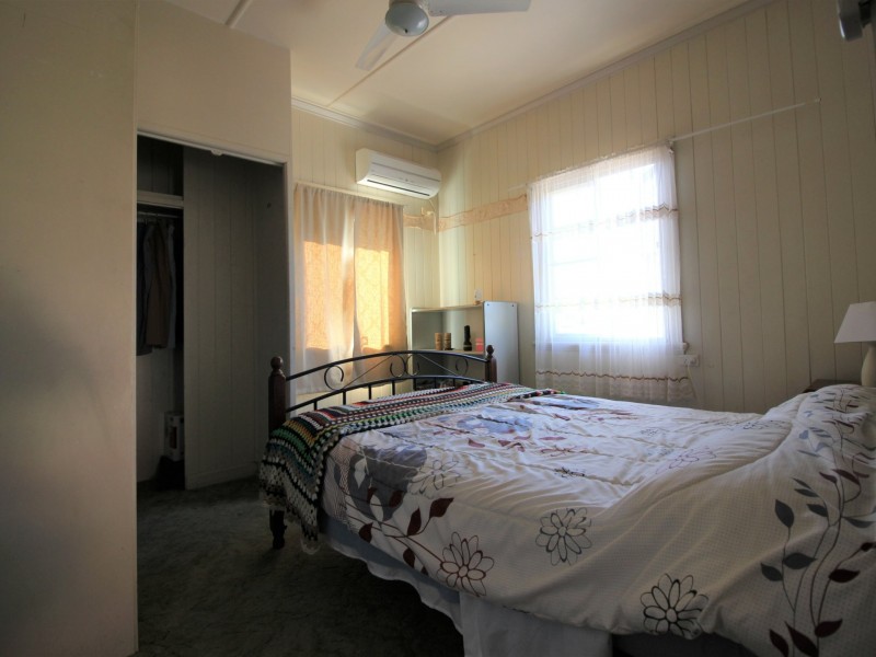 12 Boorunbeh Street, Gayndah QLD 4625