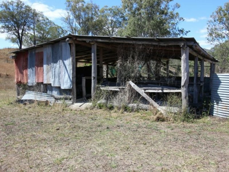 32 Huth Road, Mount Perry QLD 4671
