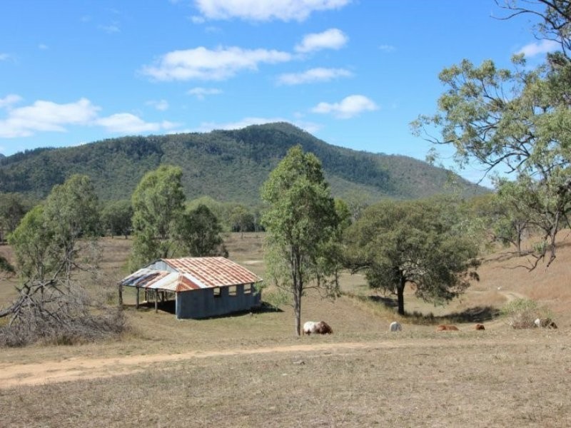 32 Huth Road, Mount Perry QLD 4671