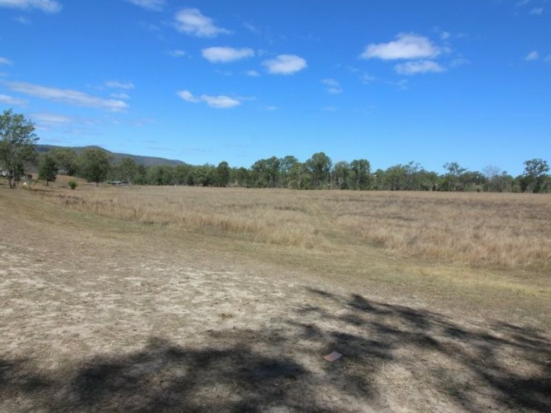 32 Huth Road, Mount Perry QLD 4671