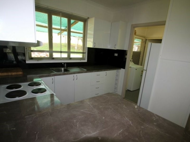 40 Porter Street, Gayndah QLD 4625