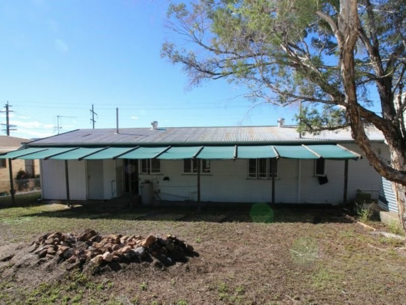 40 Porter Street, Gayndah QLD 4625