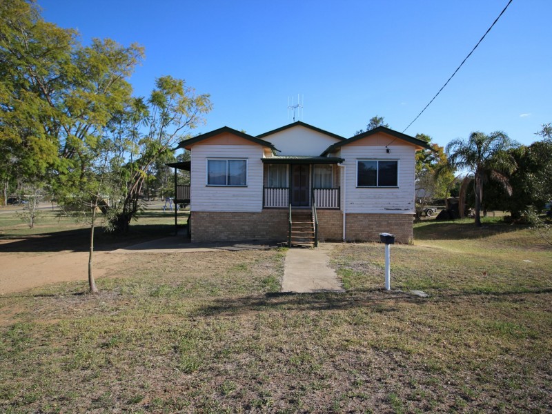 7 Gertrude Street, Gayndah QLD 4625