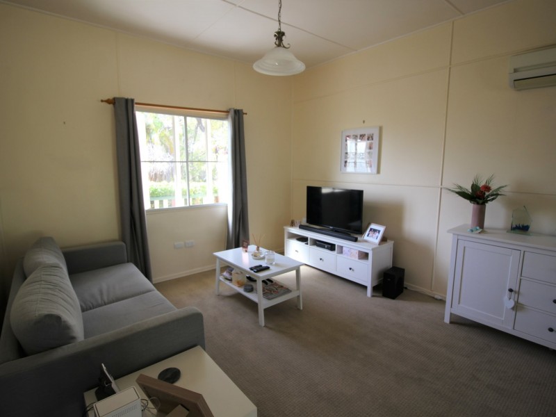 9 Station Street, Gayndah QLD 4625