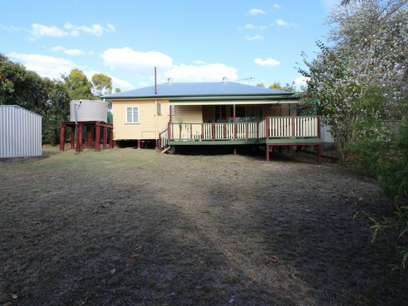 9 Station Street, Gayndah QLD 4625