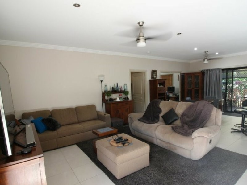 25 – 27 Queen Street, Gayndah QLD 4625