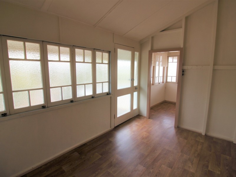 53 Warton Street, Gayndah QLD 4625