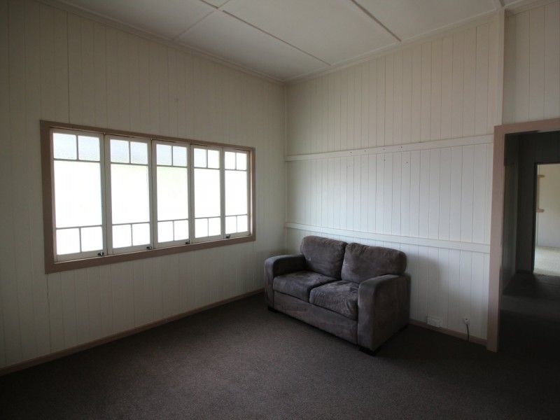 53 Warton Street, Gayndah QLD 4625