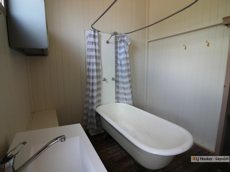 53 Warton Street, Gayndah QLD 4625