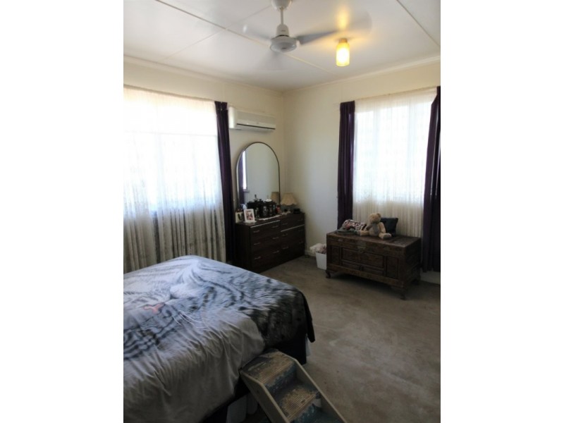 49 Boyd Street, Gayndah QLD 4625