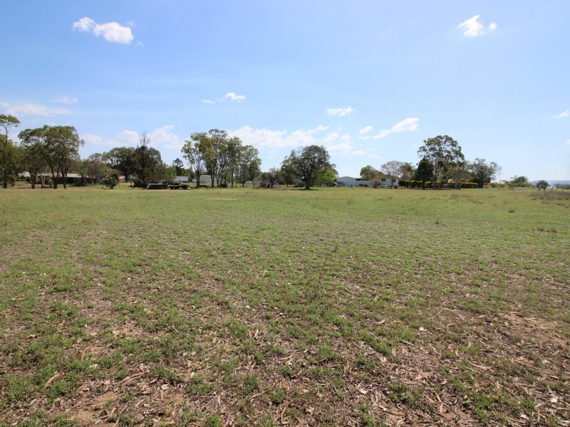 49 Boyd Street, Gayndah QLD 4625