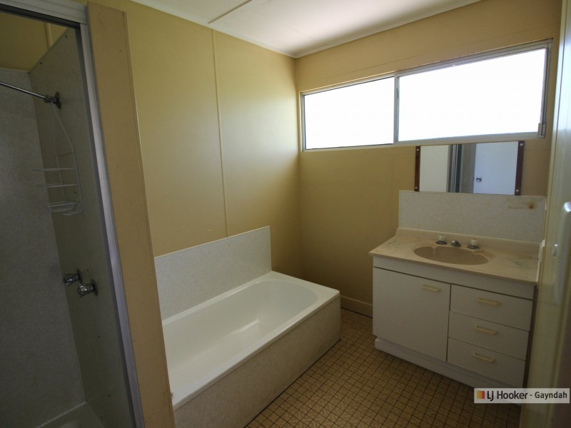 7 Station Street, Gayndah QLD 4625