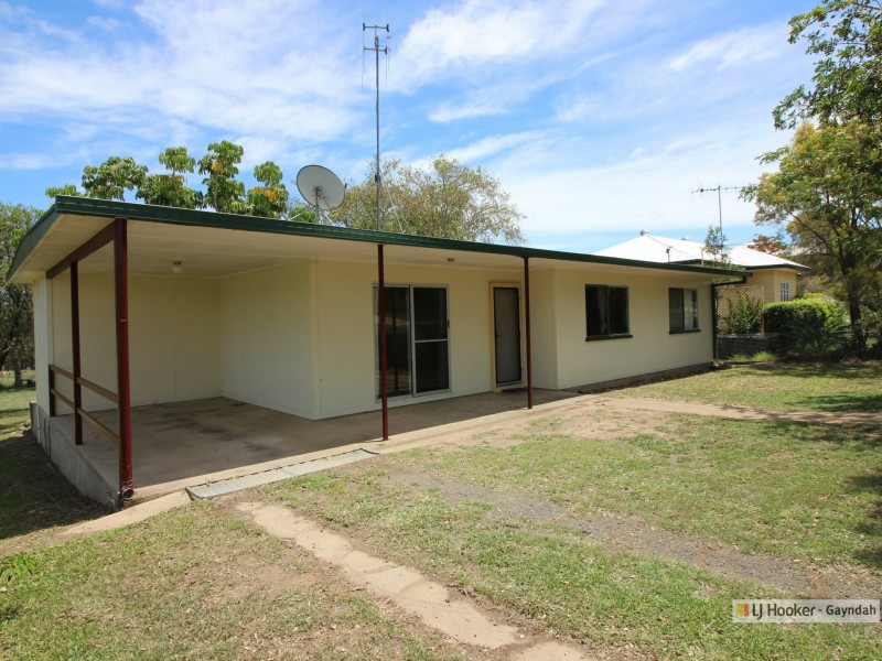 7 Station Street, Gayndah QLD 4625