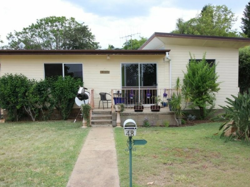 48 Boyd Street, Gayndah QLD 4625