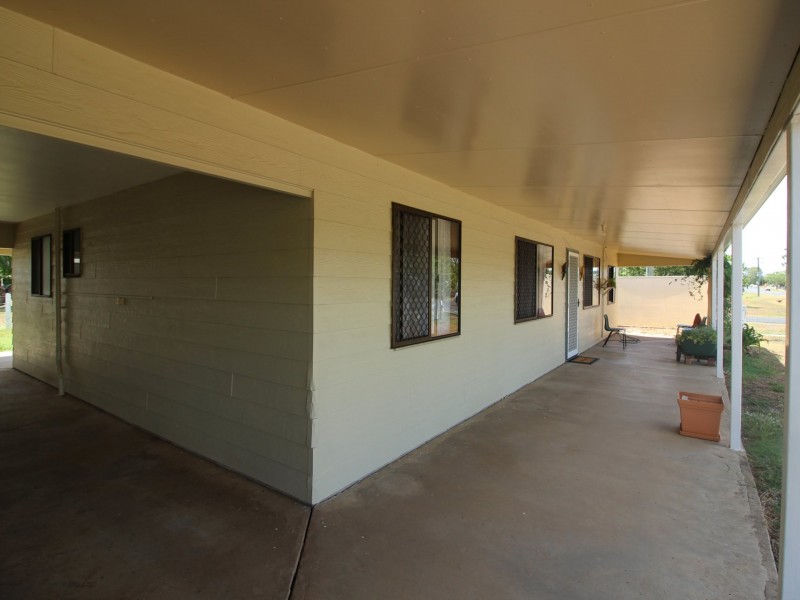 46 Fielding Street, Gayndah QLD 4625