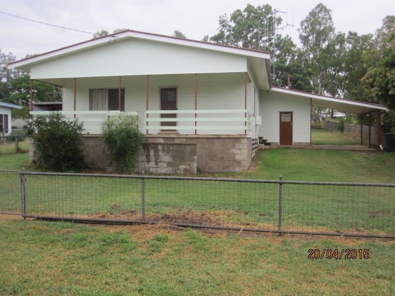 11 Boyd  Street, Gayndah QLD 4625