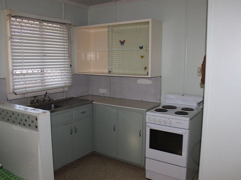 98B Porter, Gayndah QLD 4625