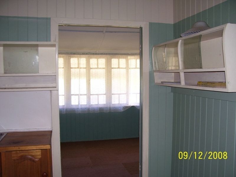 30 Barrow Street, Gayndah QLD 4625