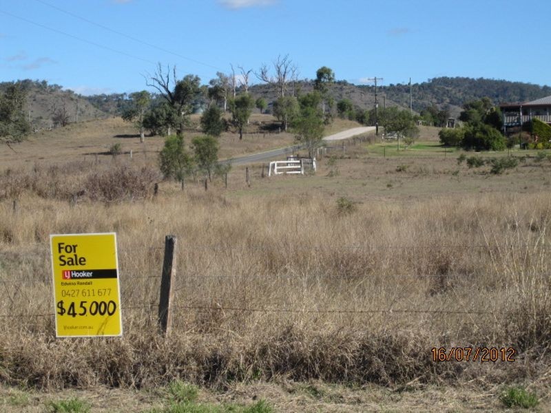 321 Nanango Street, Gayndah QLD 4625