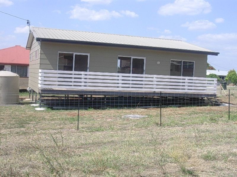 68 Barrow Street, Gayndah QLD 4625