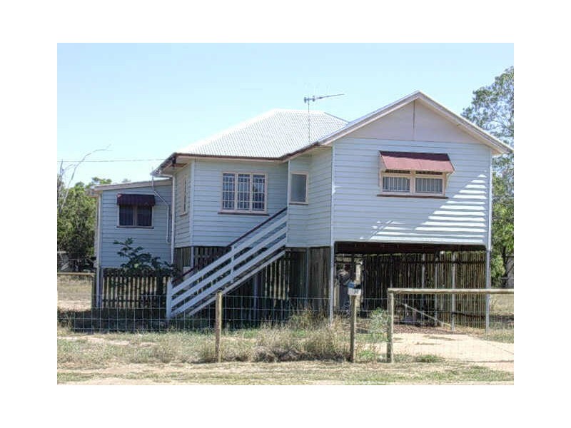 36 Fielding Street, Gayndah QLD 4625