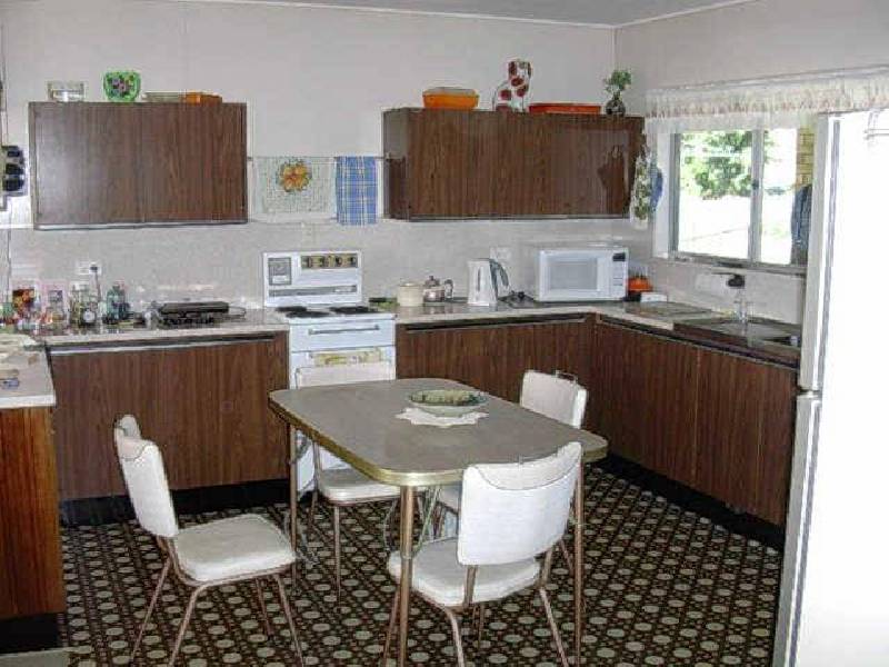16 East Maud Street, Gayndah QLD 4625
