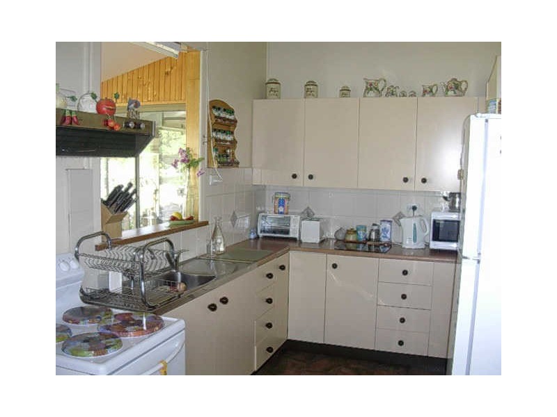 4 BUSHNELL STREET, Gayndah QLD 4625