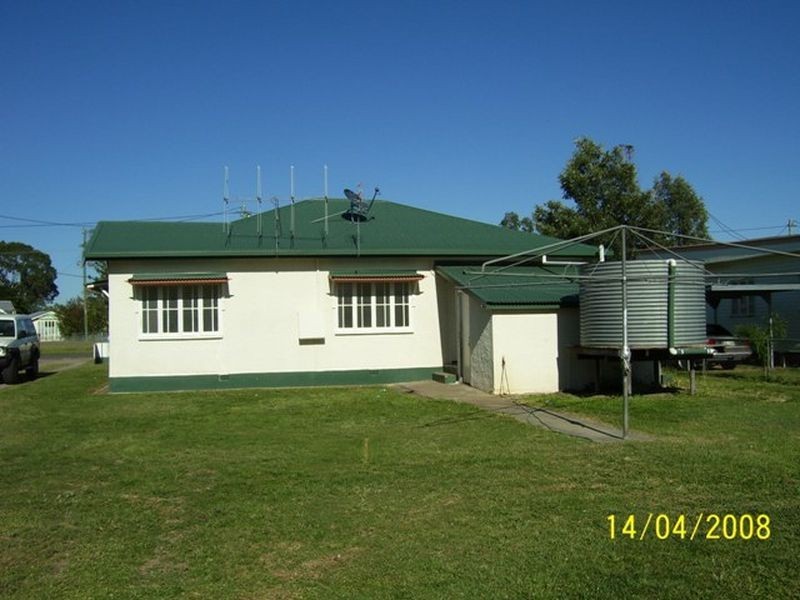 10 Walker Street, Gayndah QLD 4625