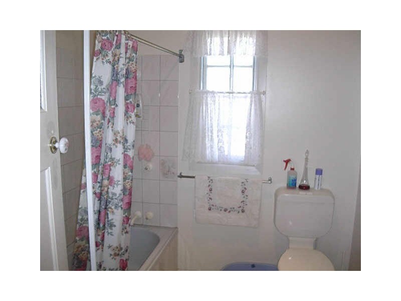 12 Boorunbeh Street, Gayndah QLD 4625