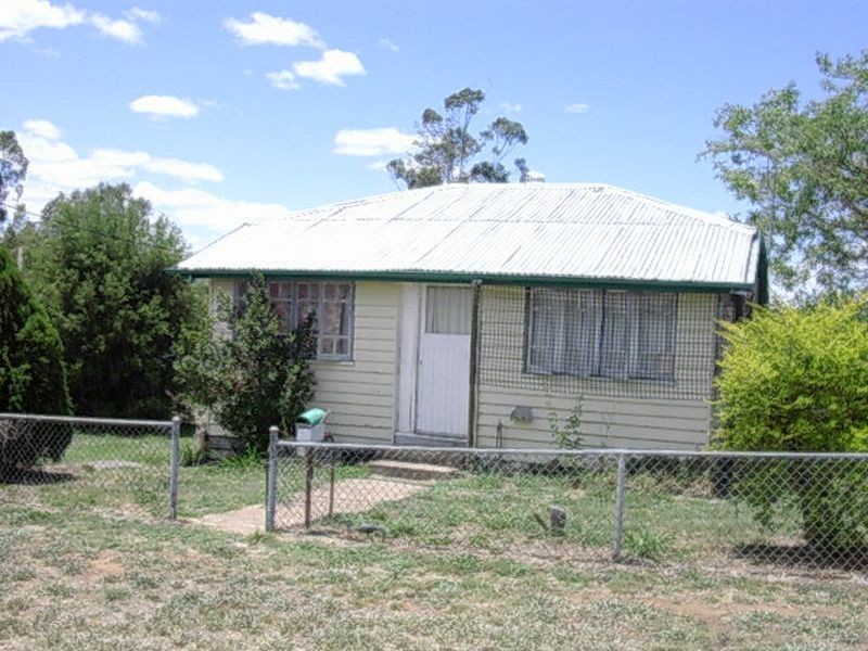 27 Bamboo Street, Gayndah QLD 4625