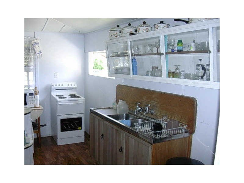 6 Adelong Street, Gayndah QLD 4625