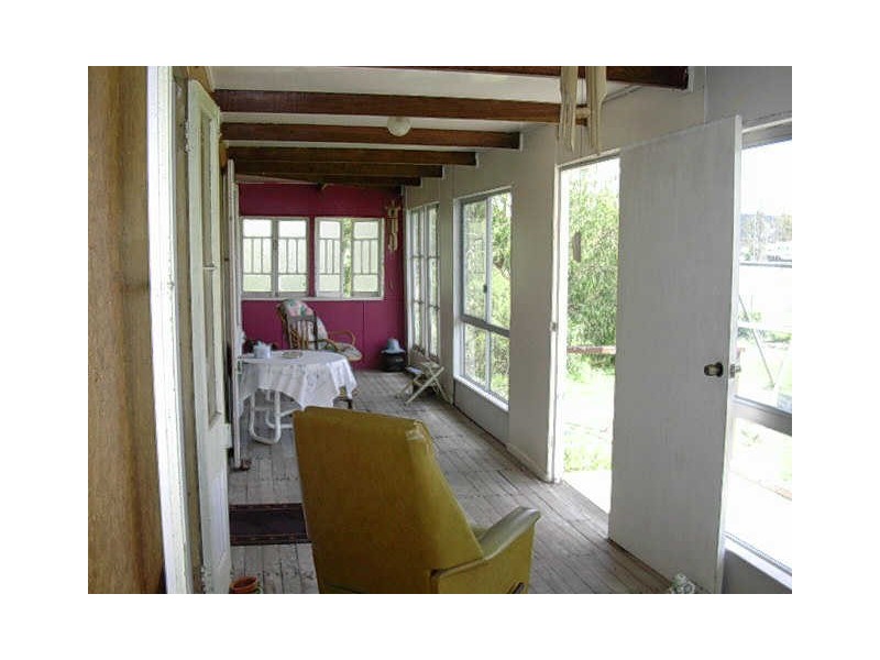 6 Adelong Street, Gayndah QLD 4625