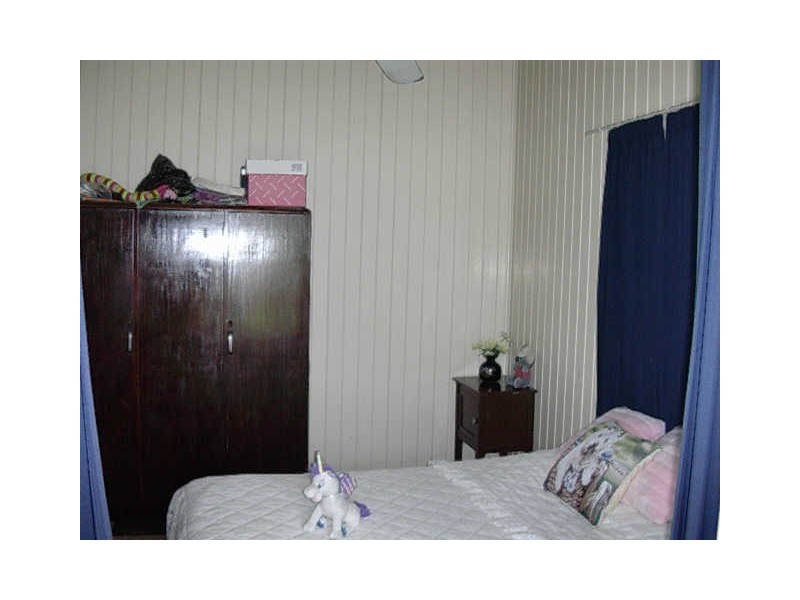 6 Adelong Street, Gayndah QLD 4625