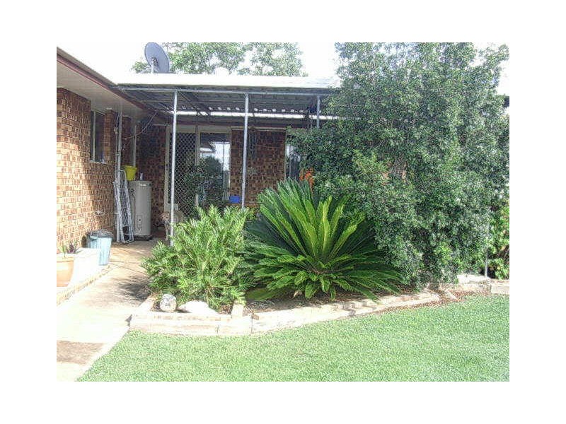 43 Elizabeth Street, Mundubbera QLD 4626