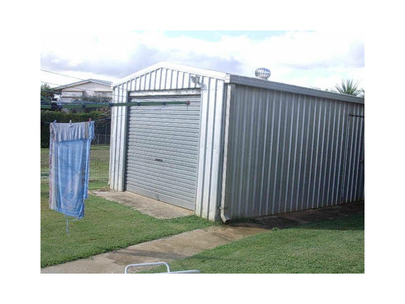 43 Elizabeth Street, Mundubbera QLD 4626