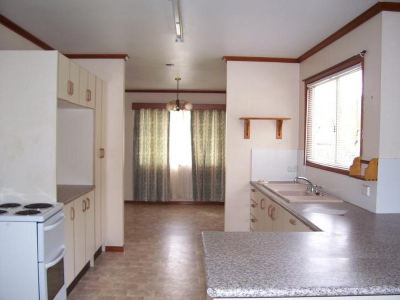 62 Porter Street, Gayndah QLD 4625