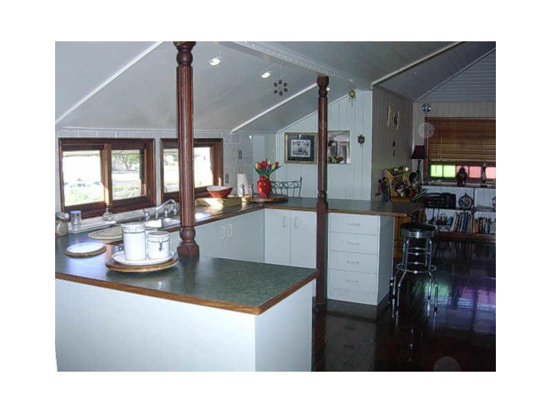 19 Bridge Street, Gayndah QLD 4625