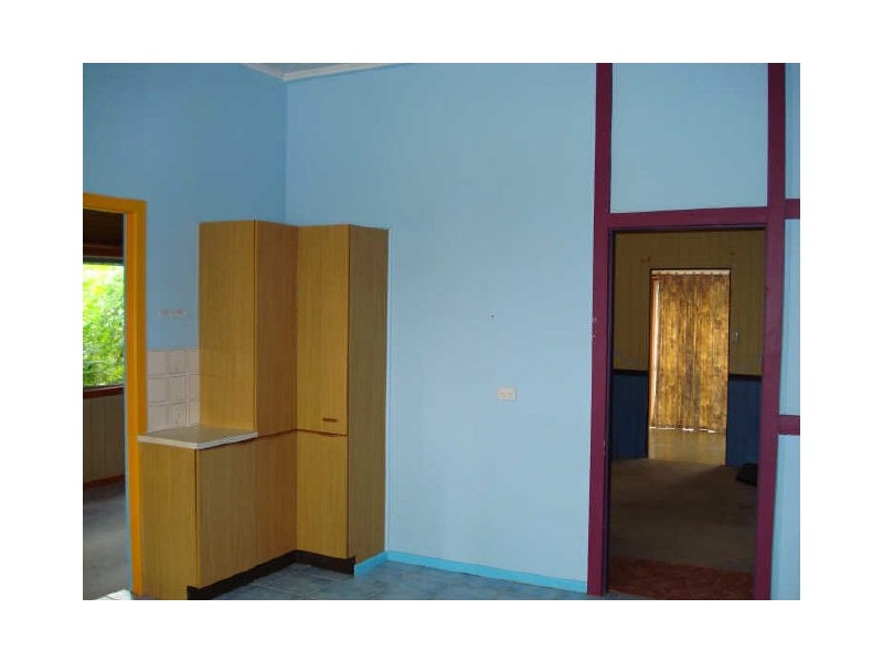 10 Carey Street, Gayndah QLD 4625