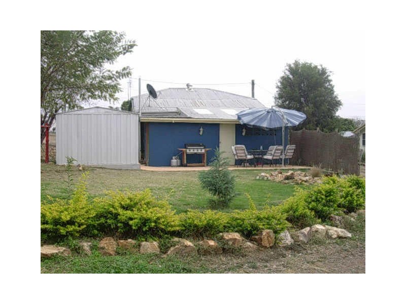 27 Bamboo Street, Gayndah QLD 4625