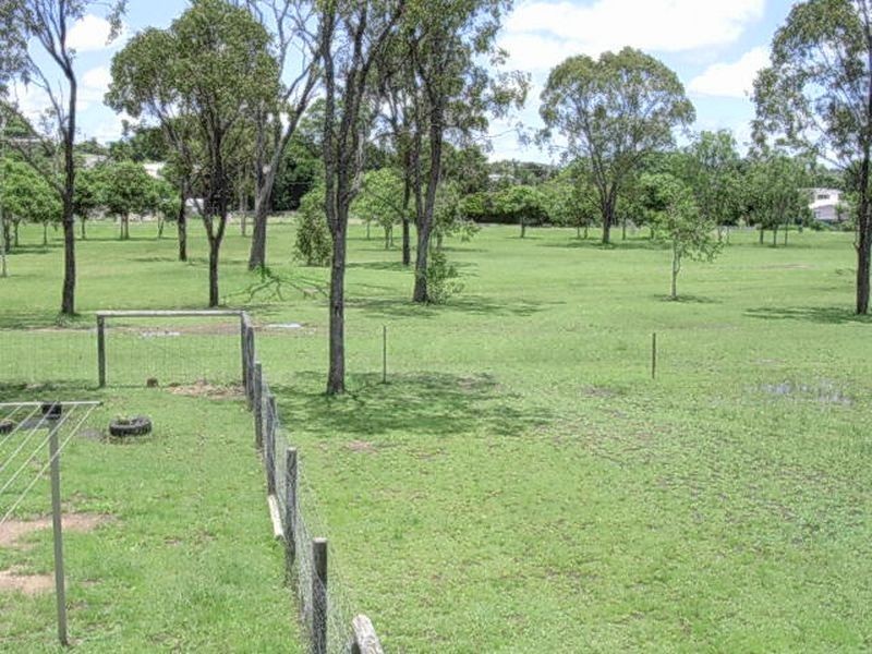 36 Fielding Street, Gayndah QLD 4625