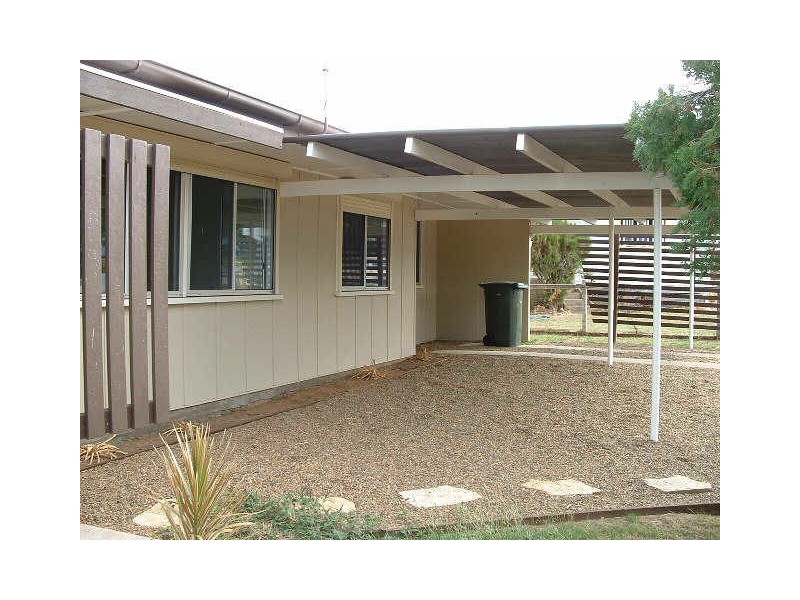 34 OLYMPIA  STREET, Mundubbera QLD 4626