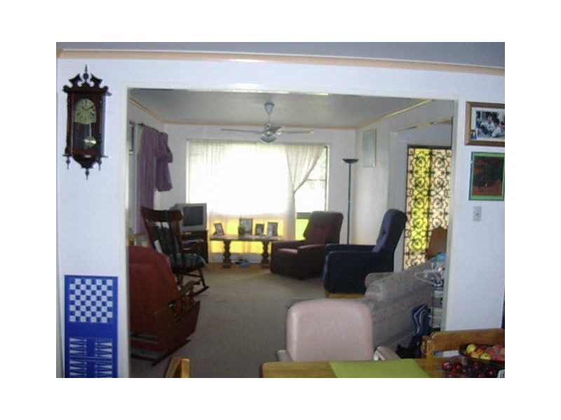 9 Mingo Street, Gooroolba QLD 4625