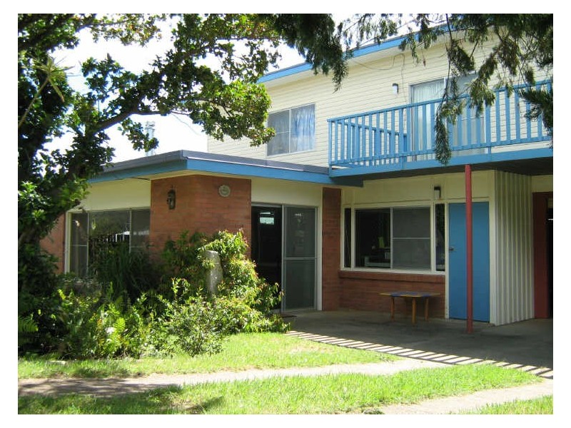 72 Warton Street, Gayndah QLD 4625