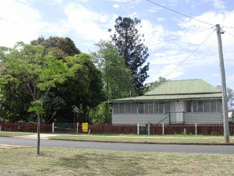 54 Meson Street, Gayndah QLD 4625