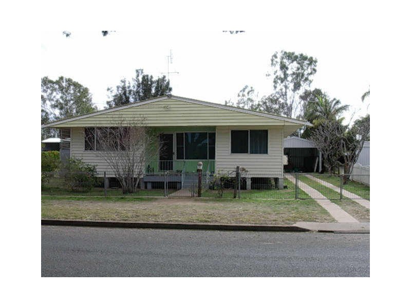 86 Meson Street, Gayndah QLD 4625