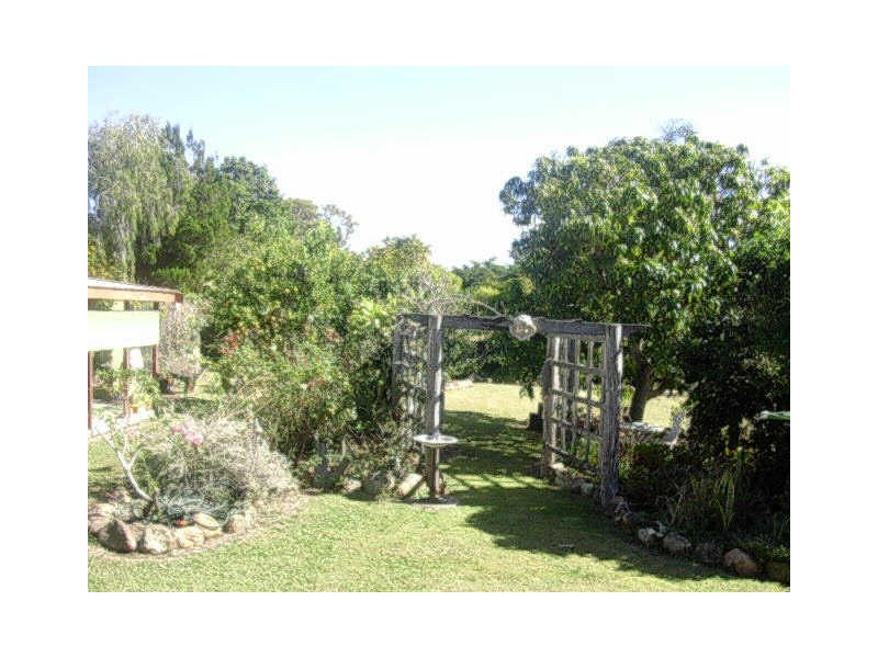 6 BROOKES STREET, Biggenden QLD 4621