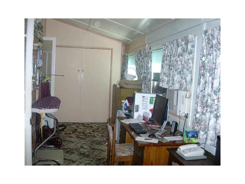 6 BROOKES STREET, Biggenden QLD 4621