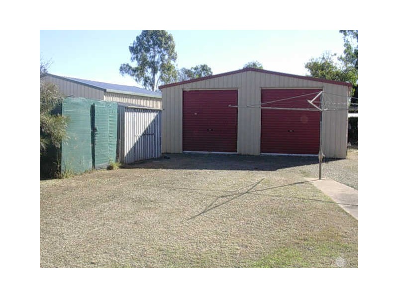 18 Spencer Street, Gayndah QLD 4625